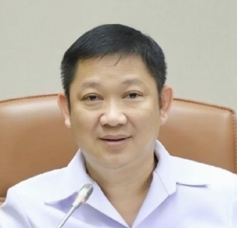 นพ.เทวัญ ธานีรัตน์
